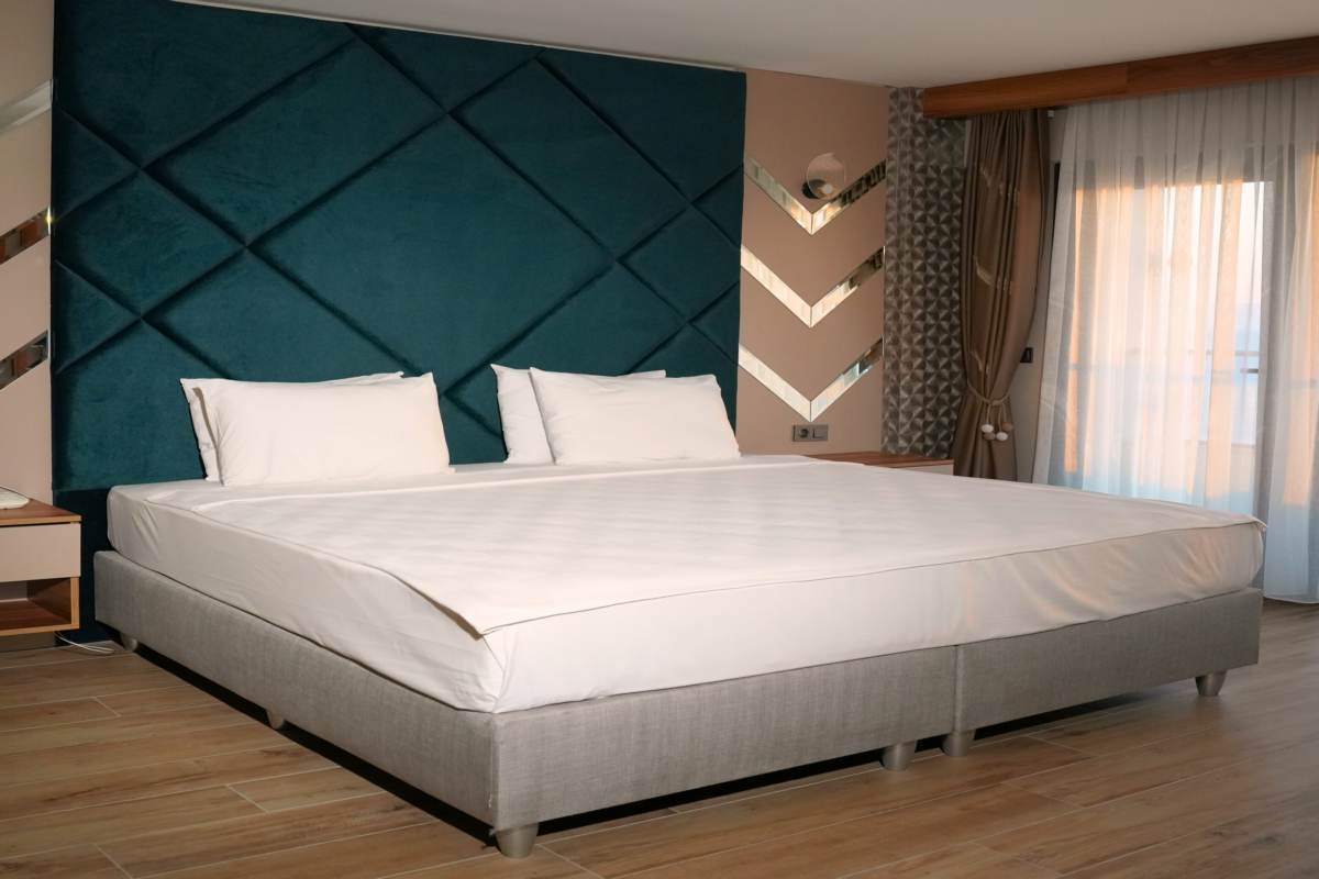 Ada Newday Resort Hotel